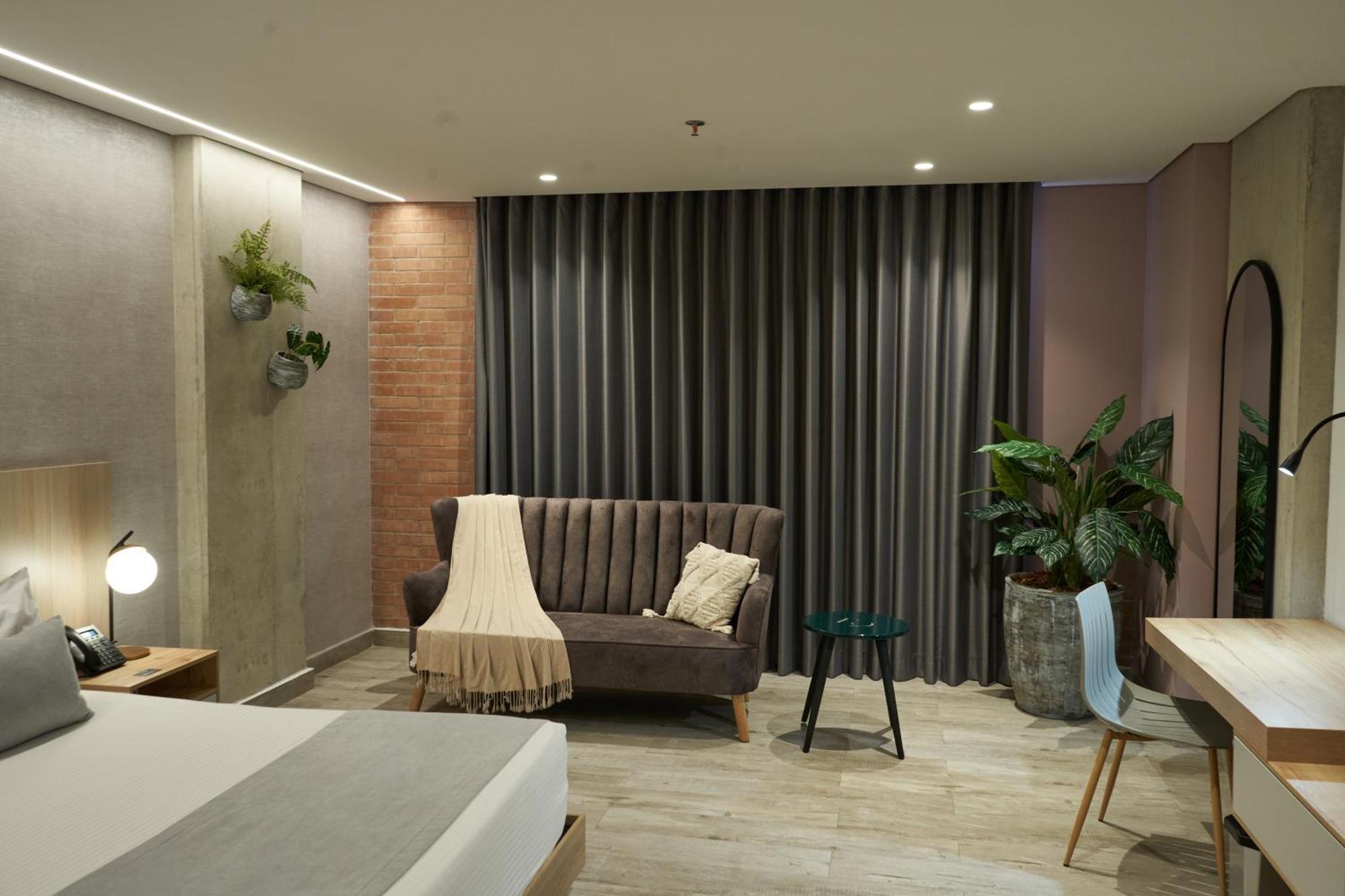 Eutopiq Hotel Medellin Ngoại thất bức ảnh