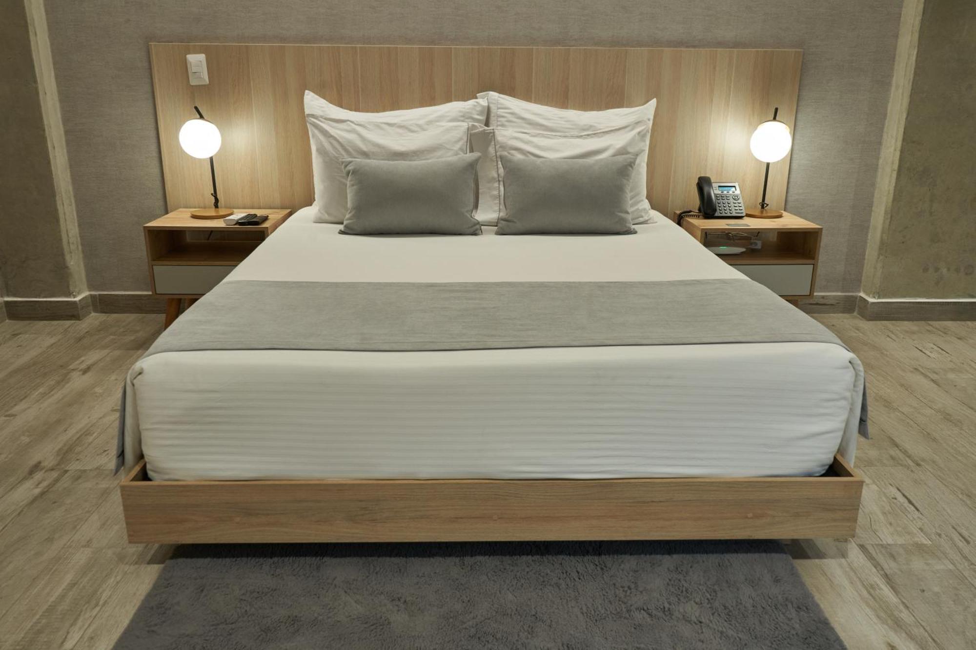 Eutopiq Hotel Medellin Ngoại thất bức ảnh
