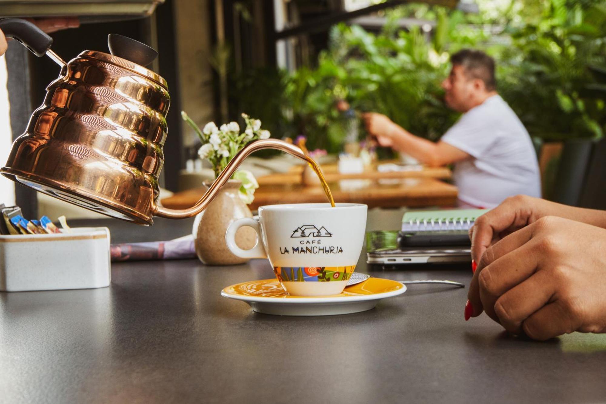 Eutopiq Hotel Medellin Ngoại thất bức ảnh