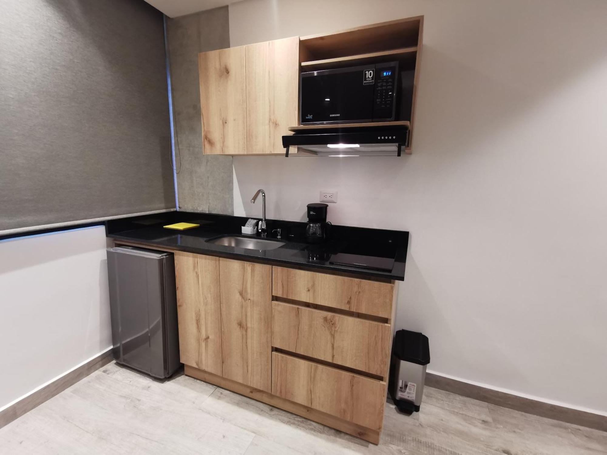 Eutopiq Hotel Medellin Ngoại thất bức ảnh